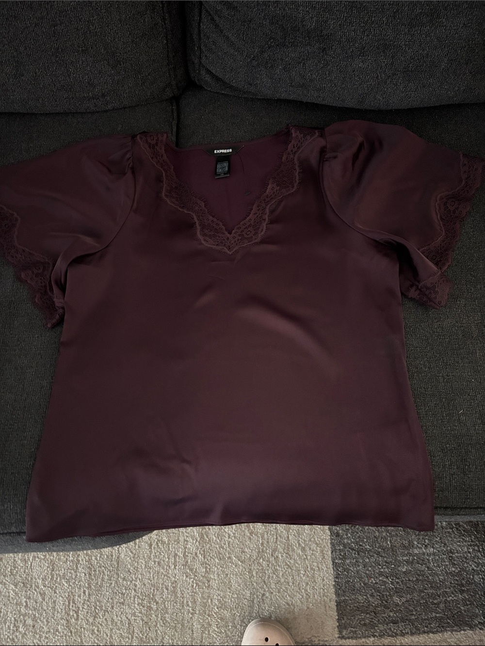 Express Women's Lace-Trim V-Neck Blouse - Plum